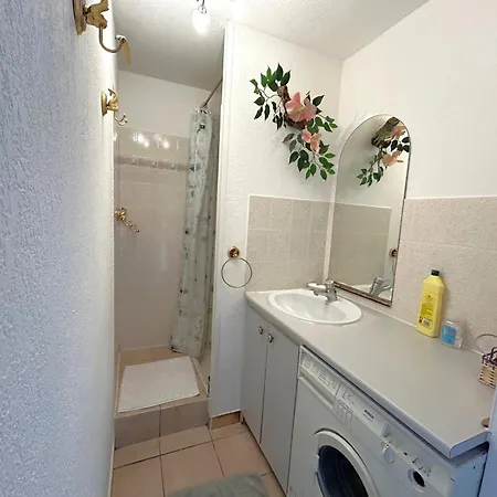 Proche - 4 Pers. - Fr-1-837-138 *